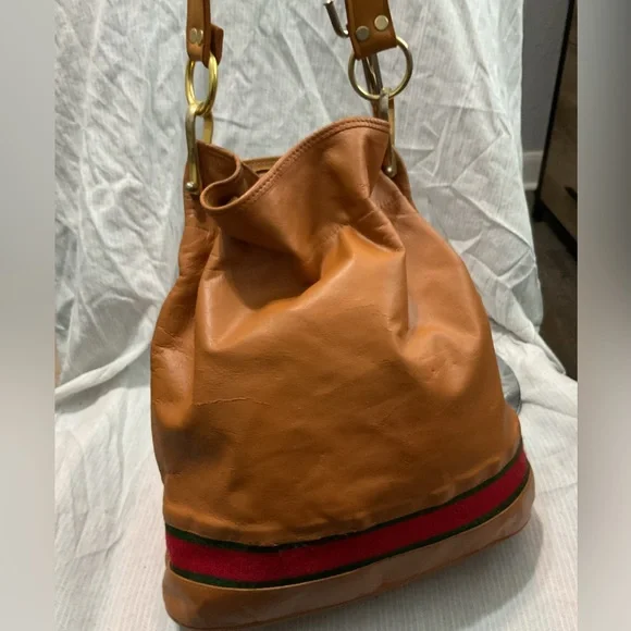 Gucci bags - Picture 2 of 15